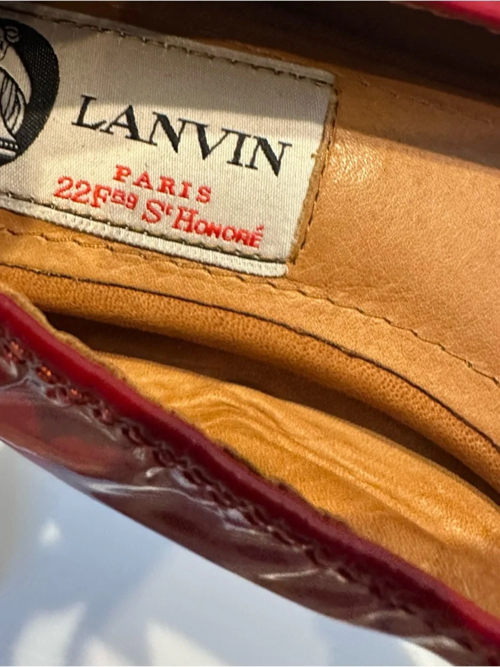 Lanvin Red Patent Leather Scrunch Ballet Flats - Picture 4 of 9